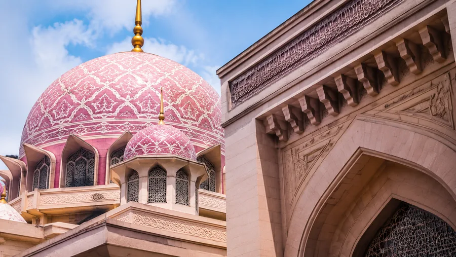 Getting to Putra Mosque