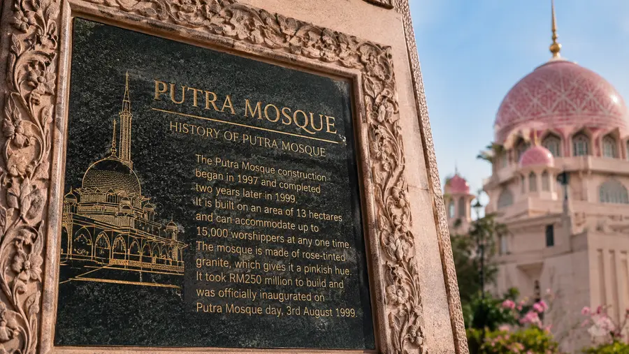 History of Putra Mosque